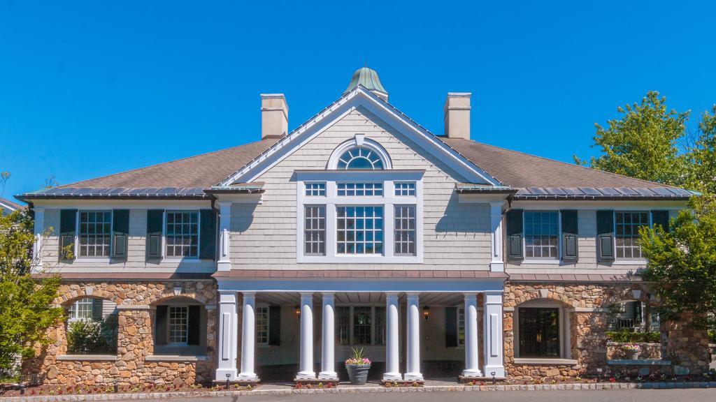 The Olde Mill Inn Basking Ridge Extérieur photo