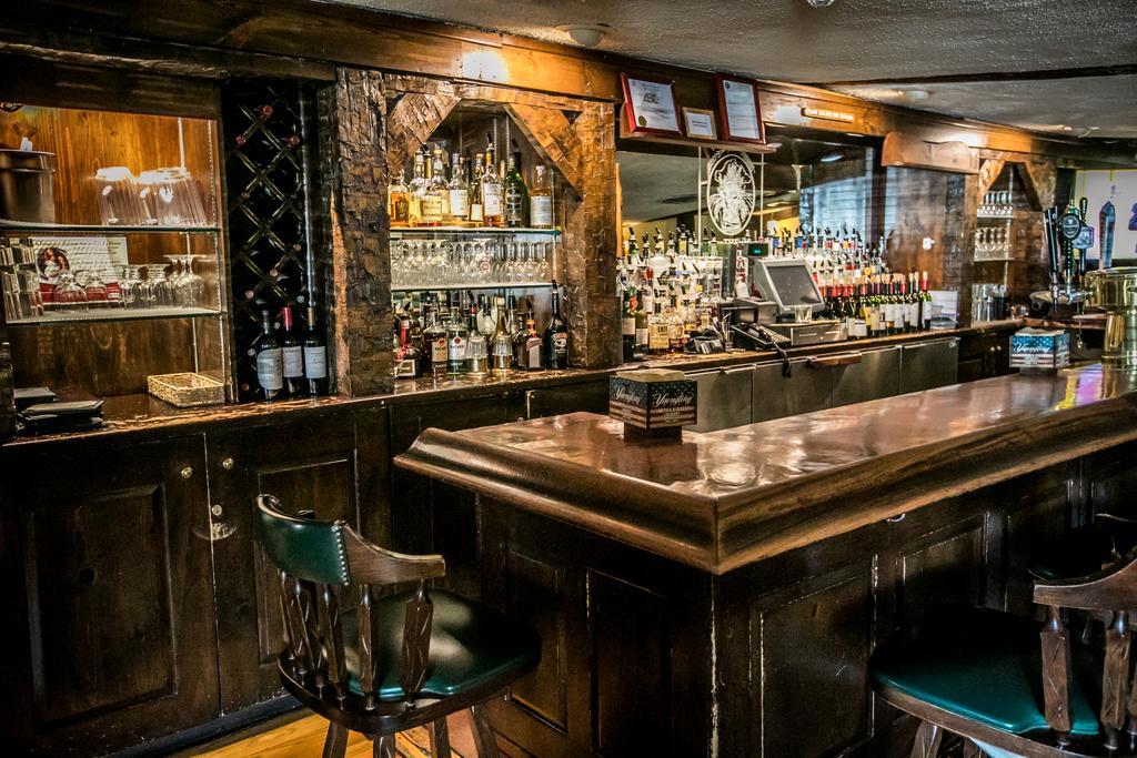 The Olde Mill Inn Basking Ridge Extérieur photo