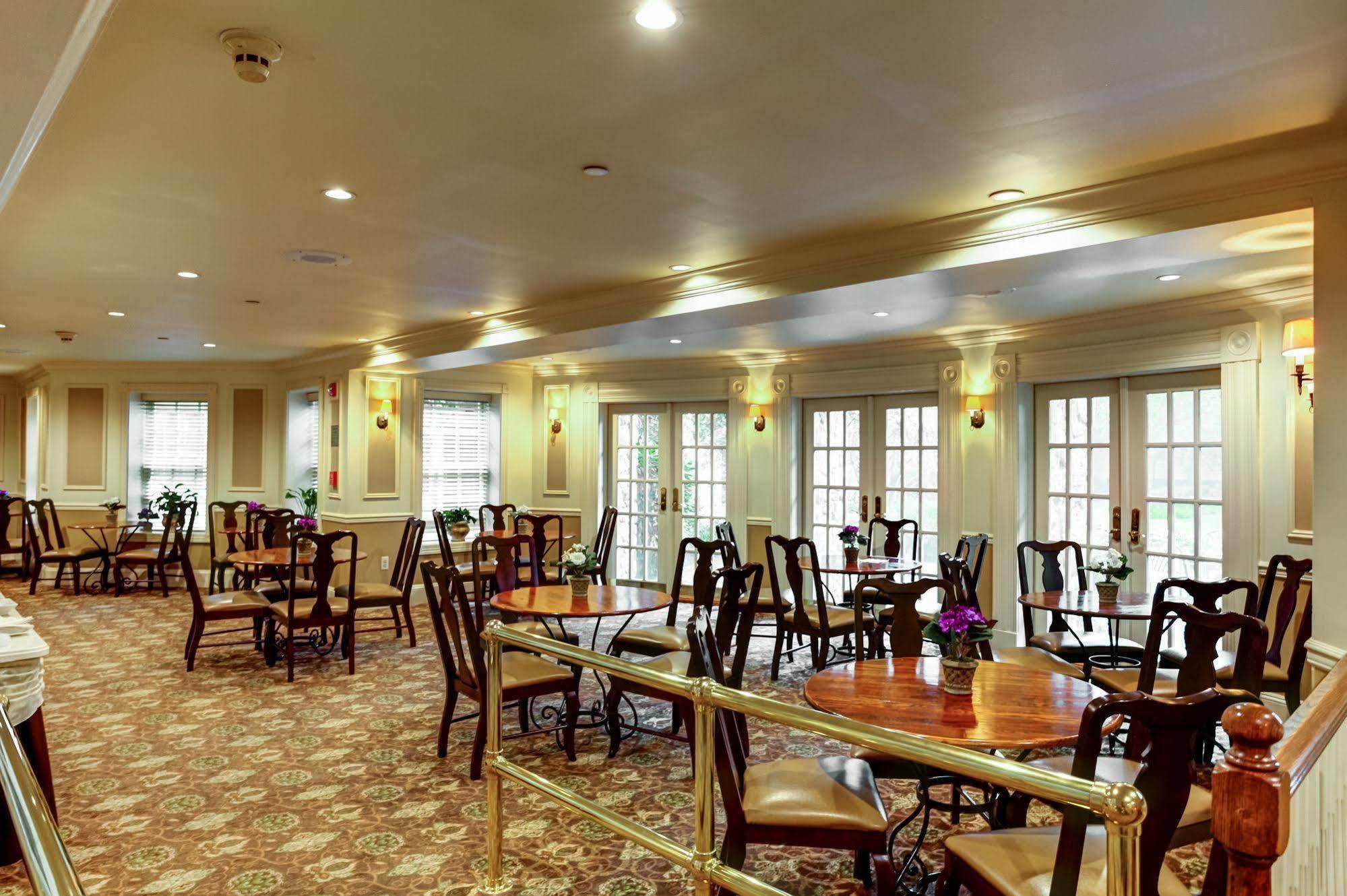 The Olde Mill Inn Basking Ridge Extérieur photo