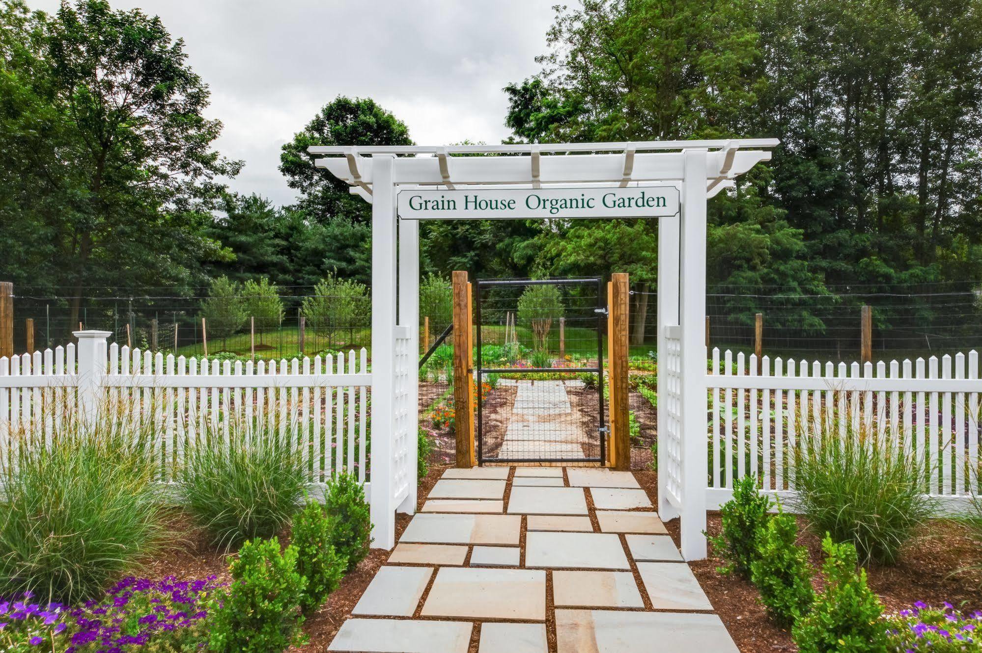 The Olde Mill Inn Basking Ridge Extérieur photo