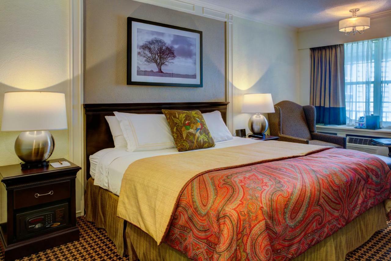 The Olde Mill Inn Basking Ridge Extérieur photo